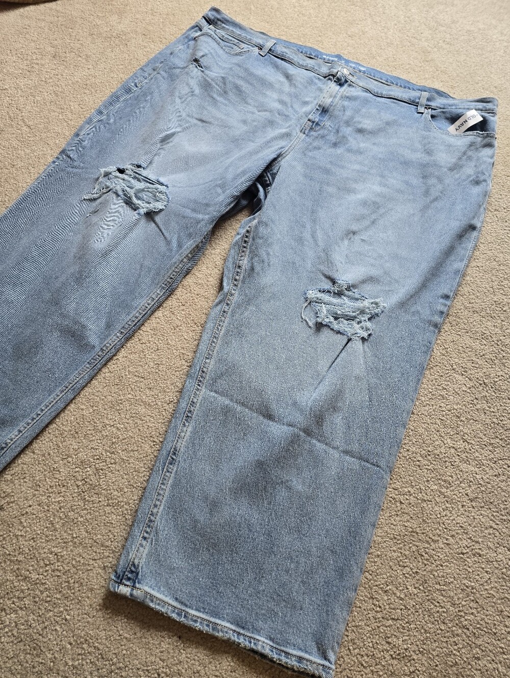 Old Navy Plus Size 28 Mid-Rise Boyfriend Distressed Jeans NWT
